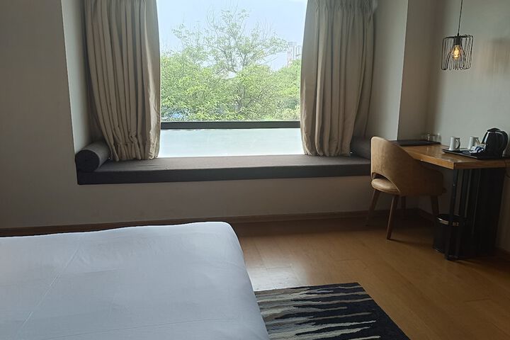 Room 17 of 78
