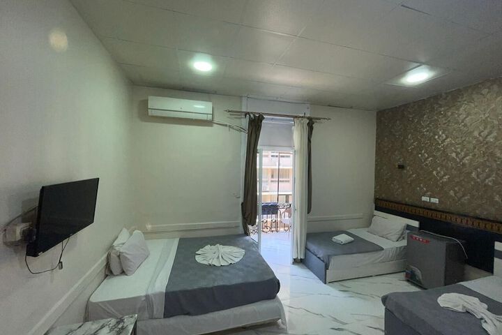 Room 21 of 50