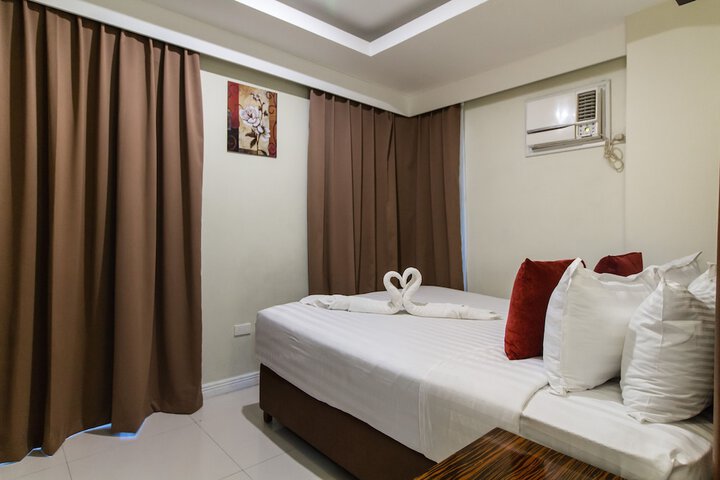 Room 8 of 73