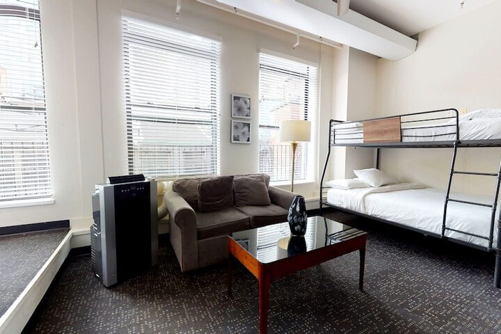 Room 14 of 46