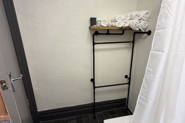Room 95 of 114