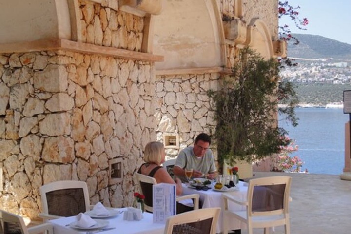 Dining 88 of 105