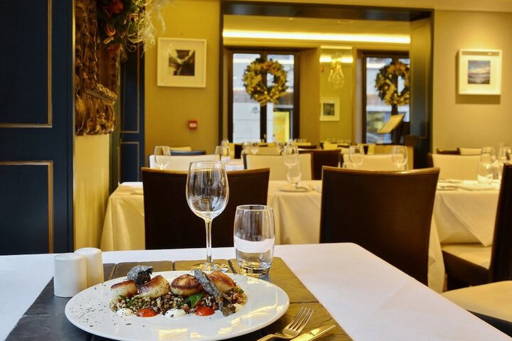 Dining 20 of 45
