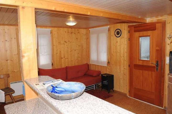 Room 12 of 31