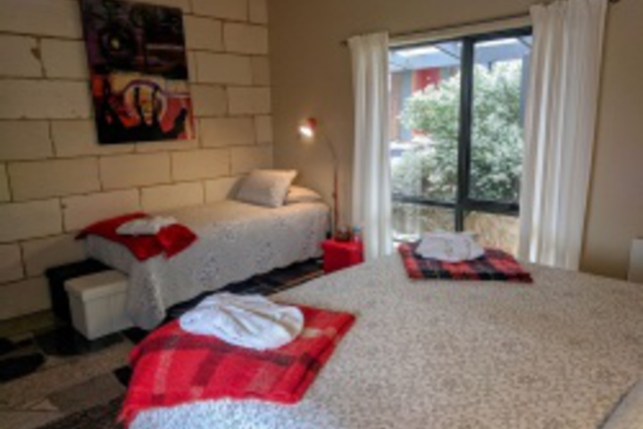 Room 103 of 252