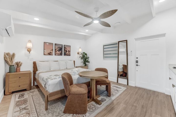 Room 22 of 69
