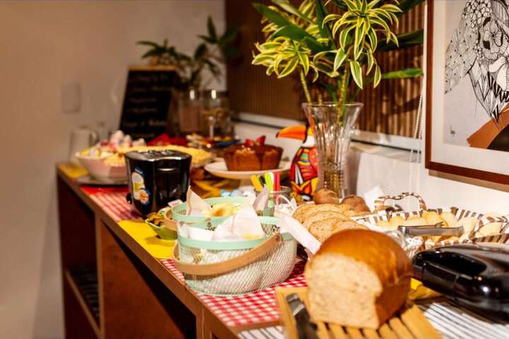 Breakfast/Coffee Service 34 of 65