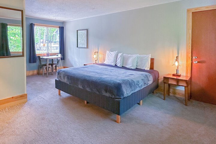 Room 21 of 82