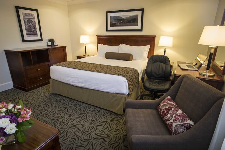Room 42 of 140
