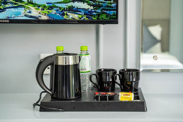 Breakfast/Coffee Service 28 of 57
