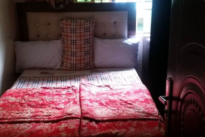 Room 18 of 21
