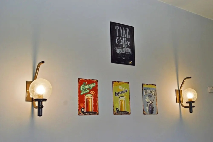 Room 16 of 25