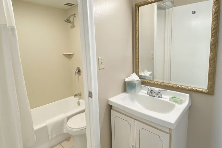 Room 15 of 49