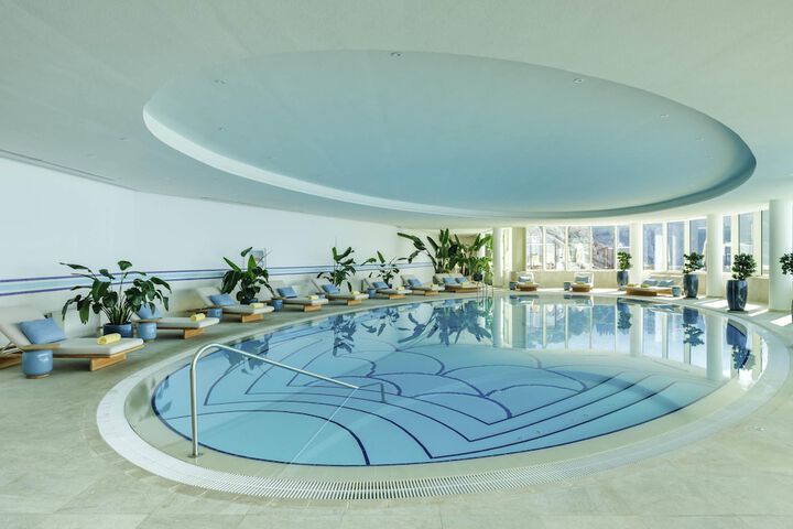 Pool 91 of 165