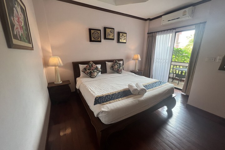 Room 17 of 155