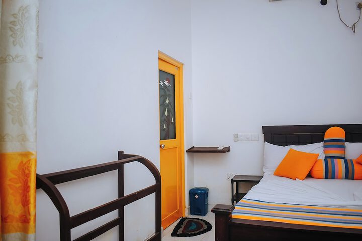 Room 11 of 62