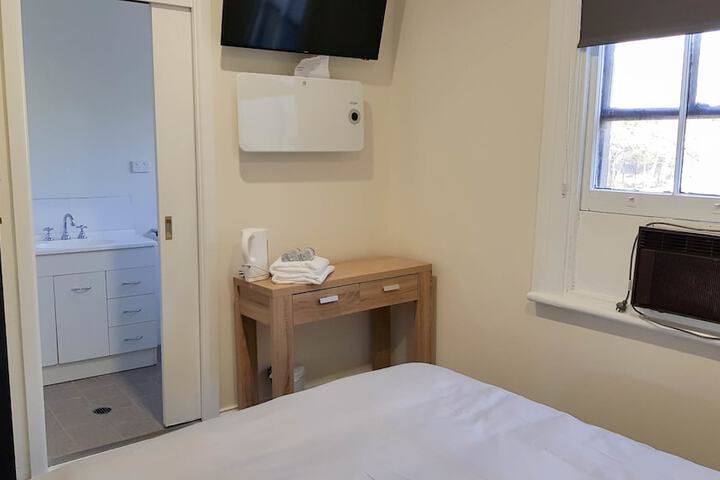 Room 19 of 31
