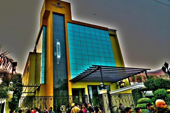LElegant Hotel by Ace Manor in Ghaziabad