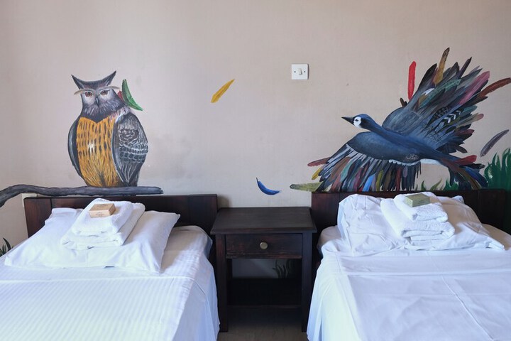 Room 8 of 15