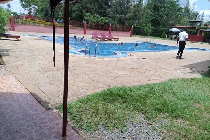Pool 9 of 30