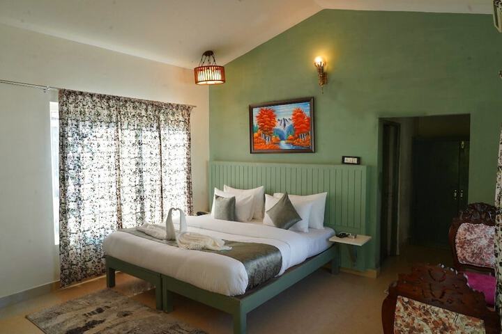 Room 5 of 22