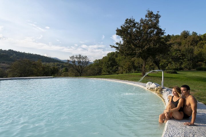 Pools & Facilities