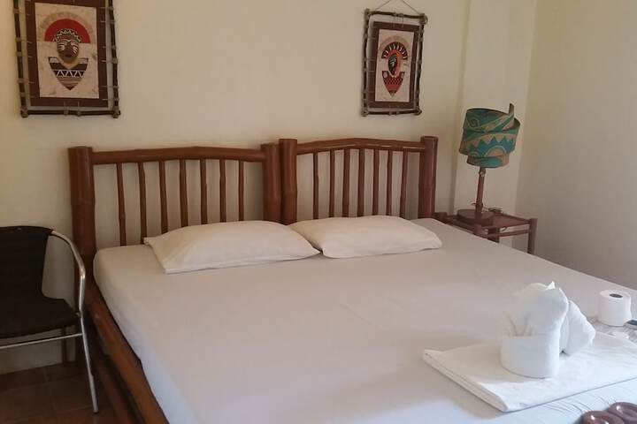 Room 6 of 22