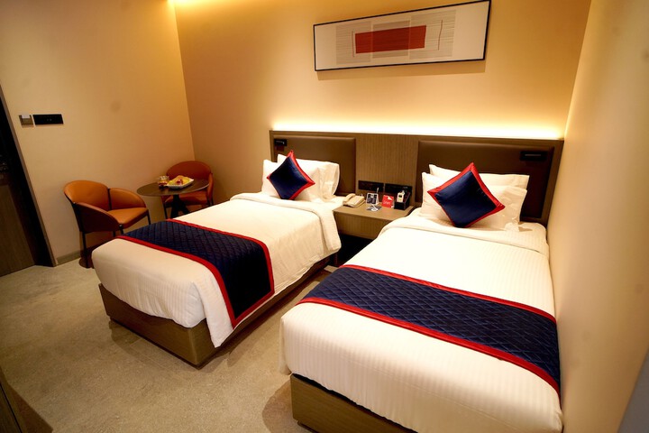 Room 44 of 69