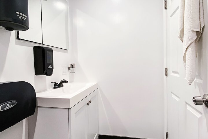Room 48 of 60