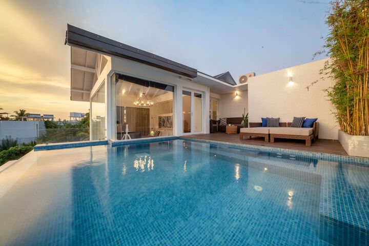 Pool 65 of 109