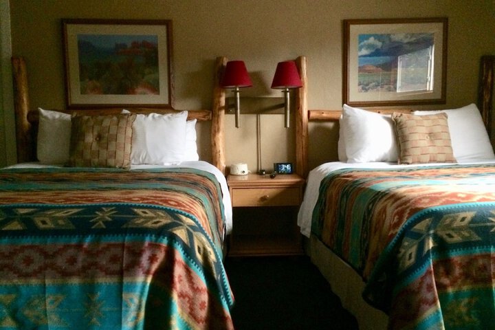 Room 8 of 96