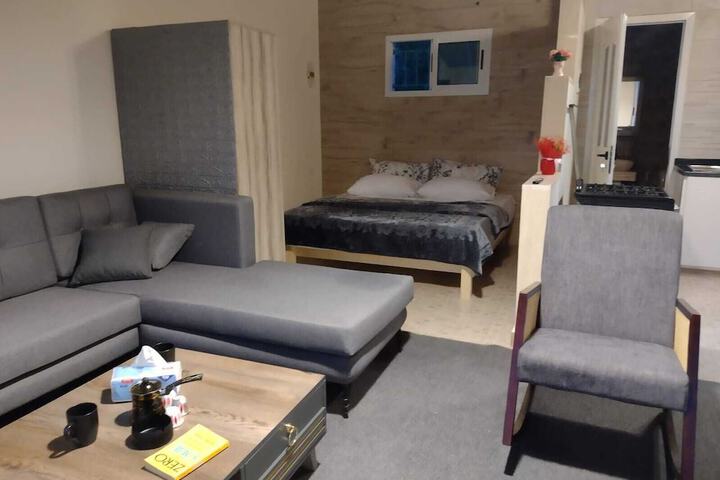 Room 3 of 10