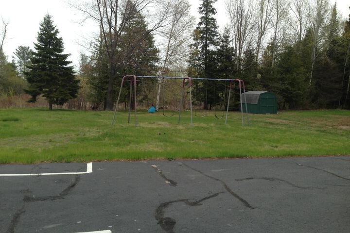 Property Grounds 18 of 24