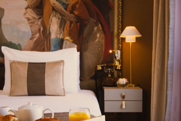 Room 21 of 48
