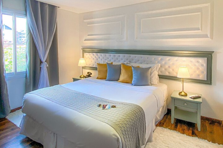 Room 46 of 107
