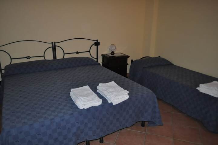 Room 6 of 50