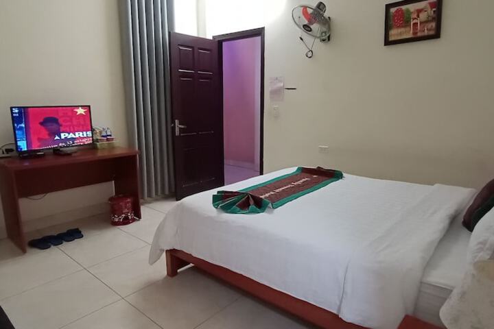 Room 9 of 74