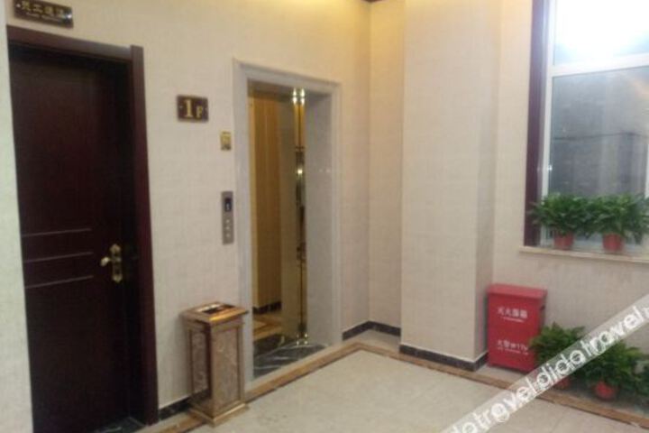Hotel Interior 15 of 22