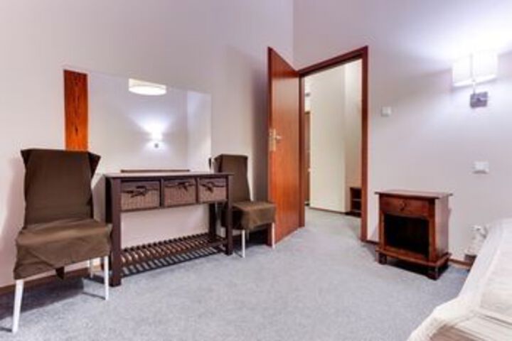 Room 155 of 177