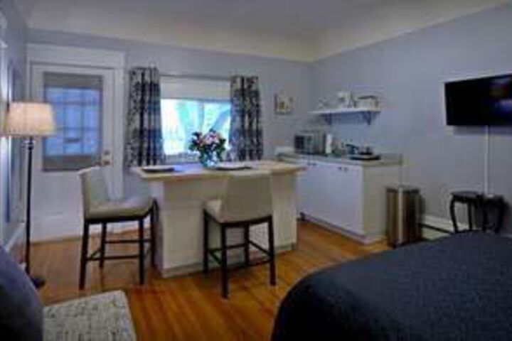 Standard Suite