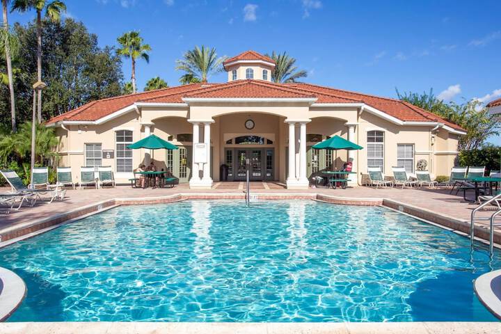 Pool 19 of 25