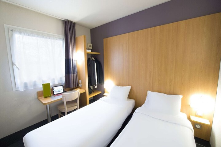 Room 15 of 39
