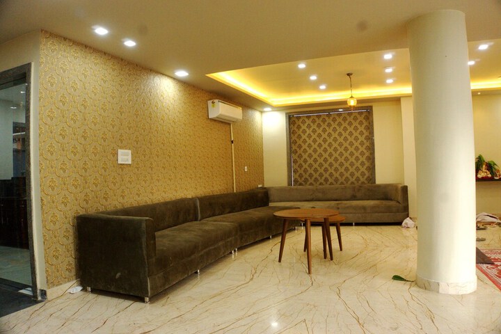 Hotel Interior 7 of 45