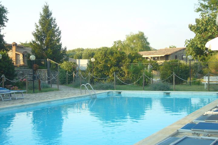 Pool 23 of 54