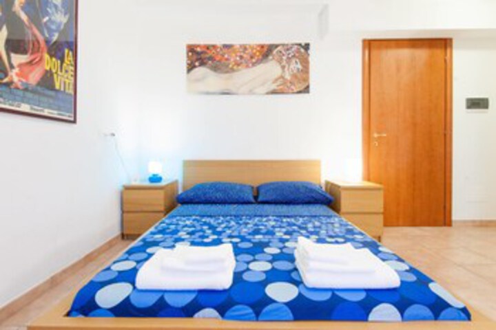 Room 44 of 59