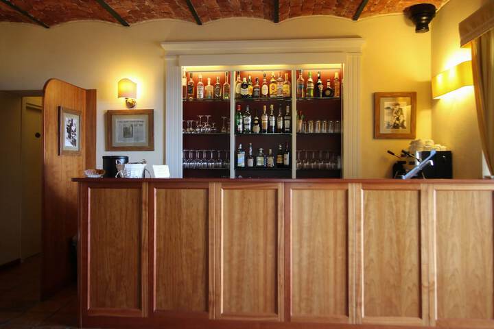 Hotel Interior 4 of 58