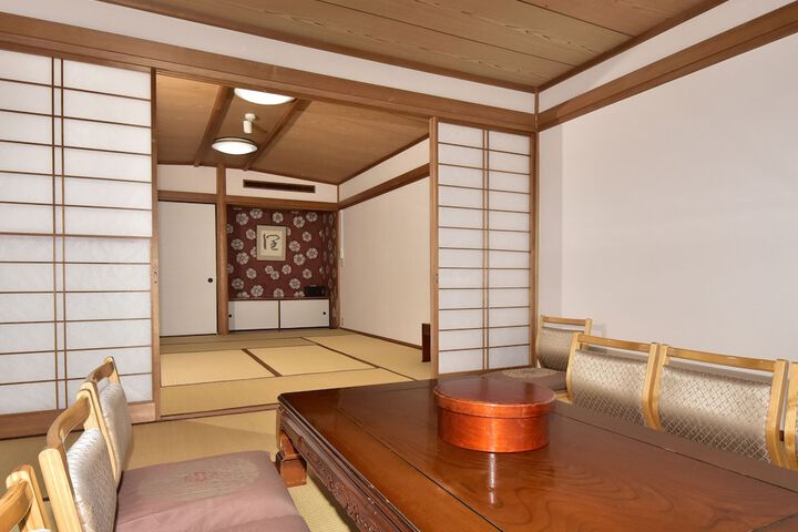 Room 6 of 277