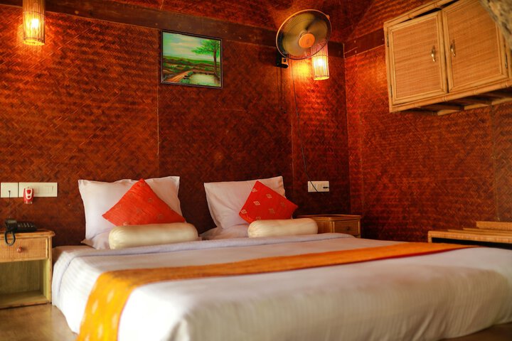 Room 9 of 53