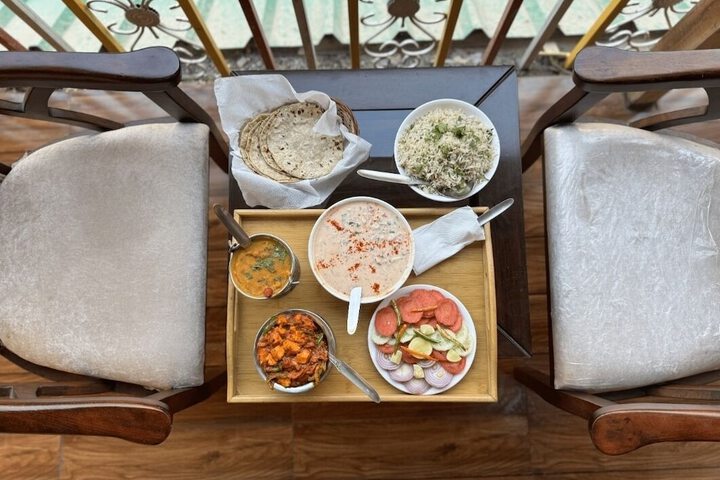 Breakfast/Coffee Service 11 of 19