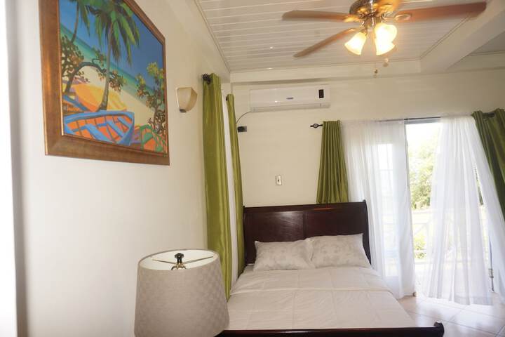 Room 5 of 27